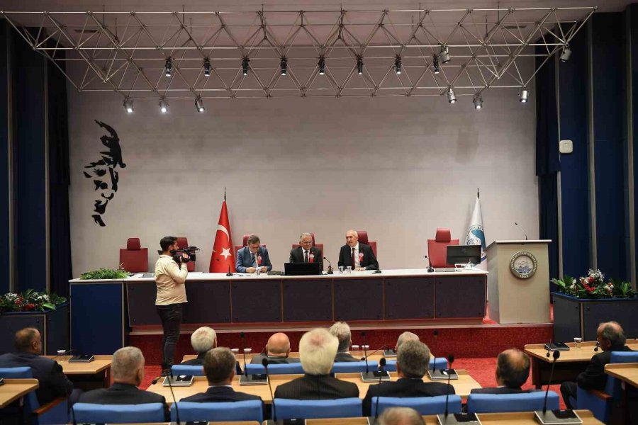 Başkan Büyükkılıç: "ahi Ahlaki Bir Yaşam Felsefesi Olmalıdır"