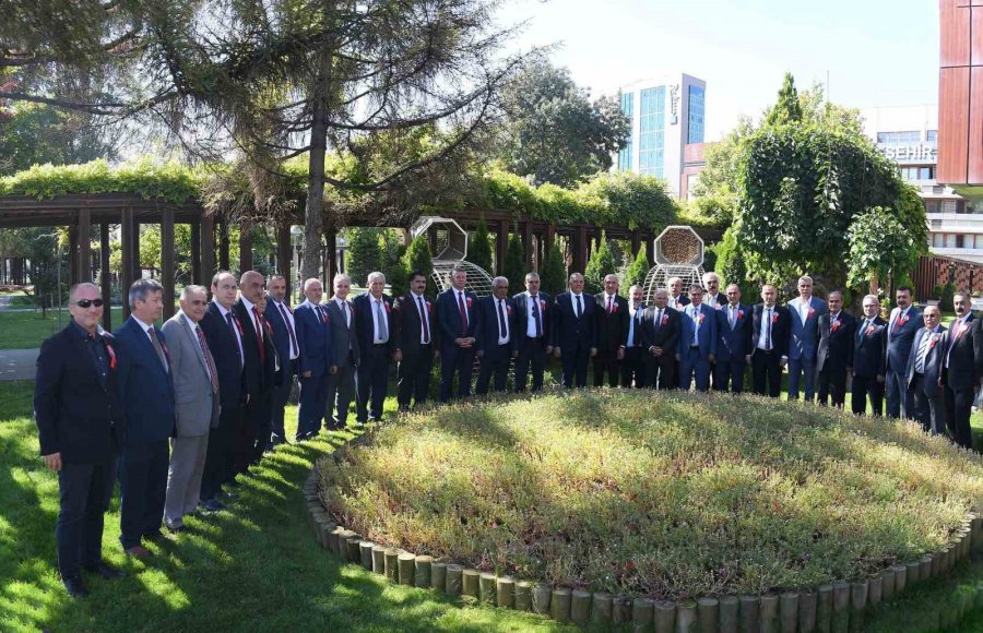 Başkan Büyükkılıç: "ahi Ahlaki Bir Yaşam Felsefesi Olmalıdır"