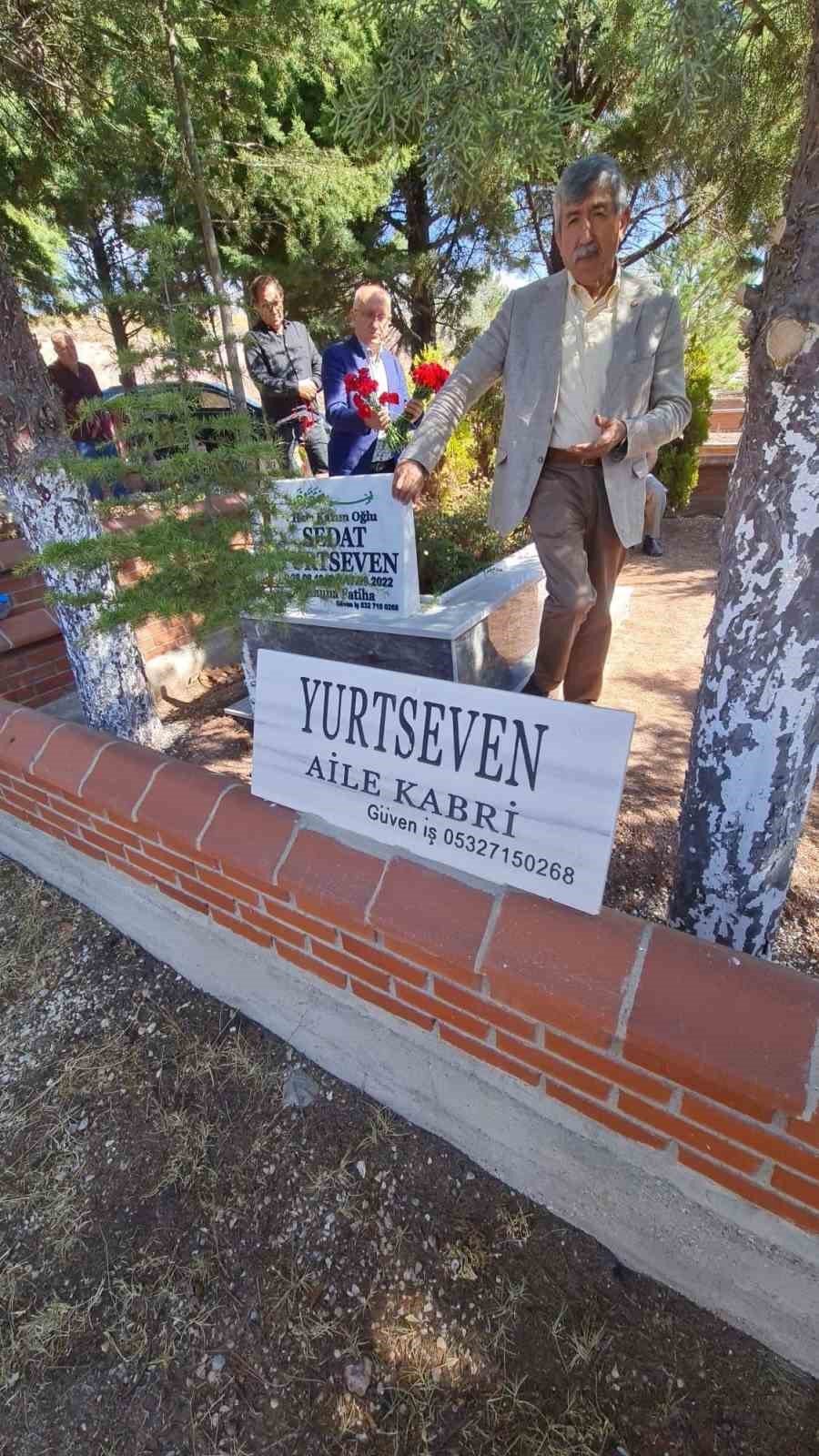 Eskişehir Türk Ocağı’nın Eski Başkanı Sedat Yurtseven Mezarı Başında Anıldı