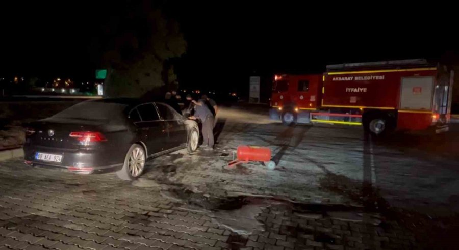 Aksaray’da Seyir Halindeki Otomobilin Motor Bölümü Yandı