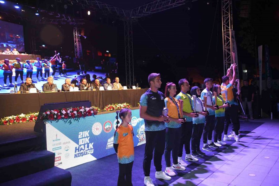 Spor Şehri Kayseri’de Gerçekleşecek 3’üncü Uluslararası Yarı Maratonu’nun Tanıtımı Yapıldı