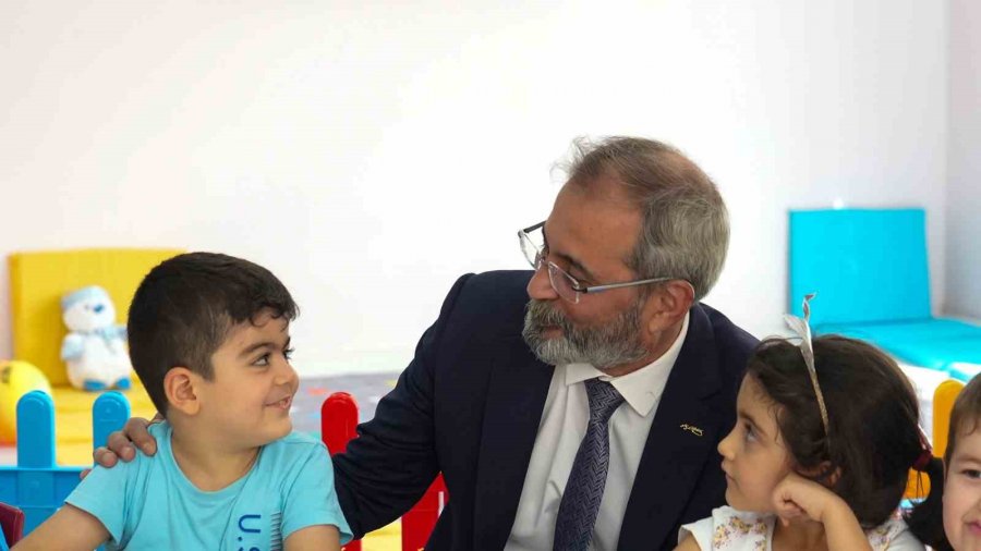 Tarsus Belediyesinin Kreşleri Çocukların Eğitime Katkı Sunuyor