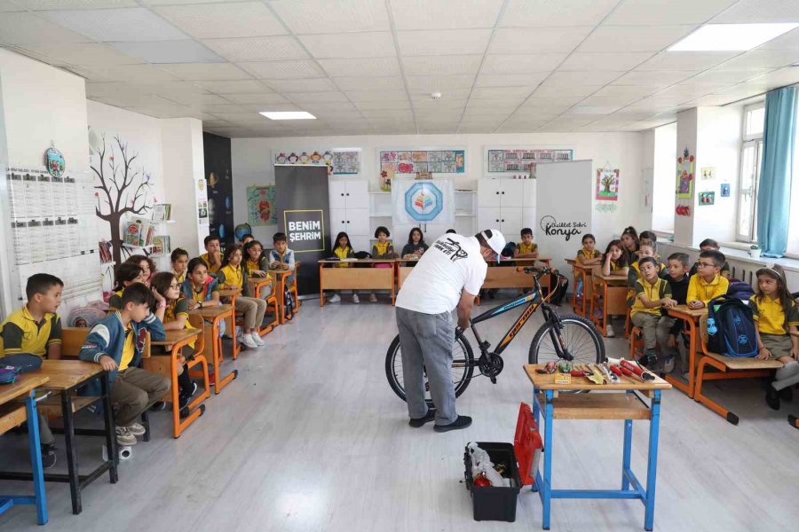 Konya Büyükşehir Okullarda Bisiklet Tamir Ve Bakım Eğitimleri Veriyor