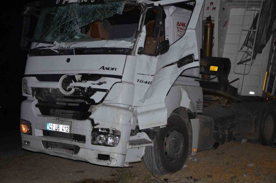 Konya’da İki Tır Çarpıştı: 1 Ölü, 1 Yaralı