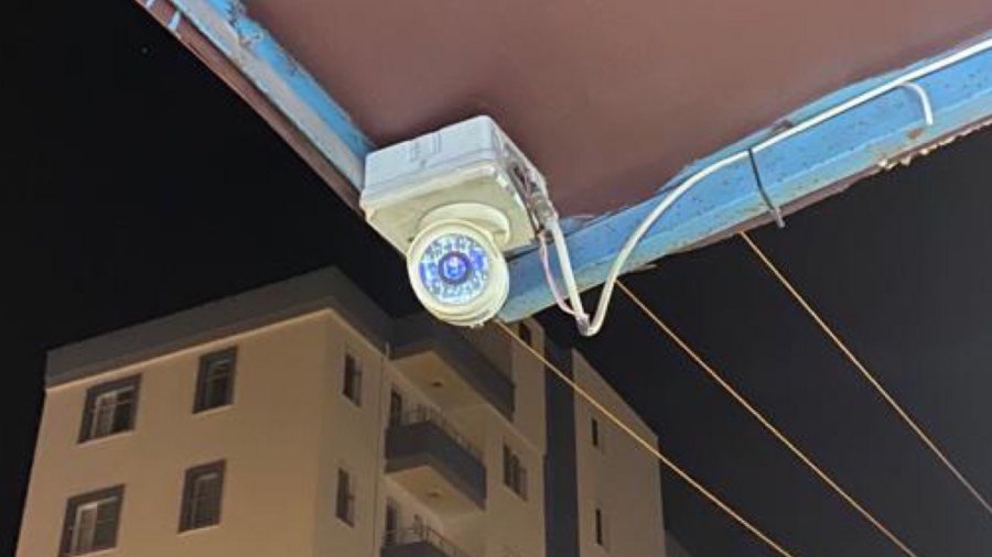 Aynı Yerde Kaza Anları Kamerada: "dur" Tabelasına Uyulmayınca Sürekli Kaza Oluyor