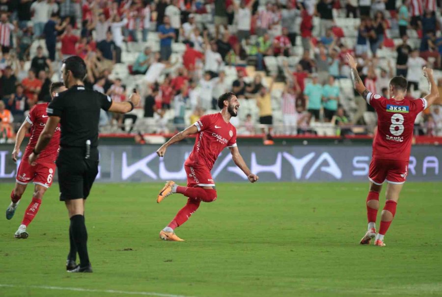 Trendyol Süper Lig: Antalyaspor: 2 - Samsunspor: 0 (maç Sonucu)