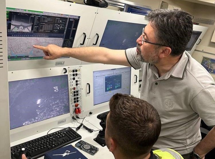 Yüz Binlerce Turistin Kullandığı Gazipaşa-alanya Havalimanı, Orman Yangınlarına Müdahalede Önemli Rol Oynuyor