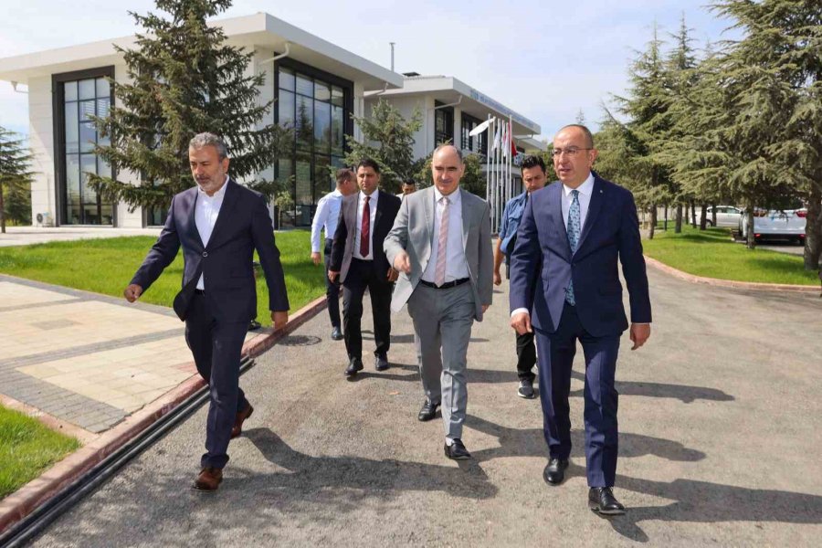 Dosd Meram, Türkiye’ye Örnek Bir Çalışma