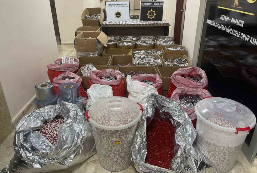 Mersin’de 439 Bin Uyuşturucu Hap Ele Geçirildi