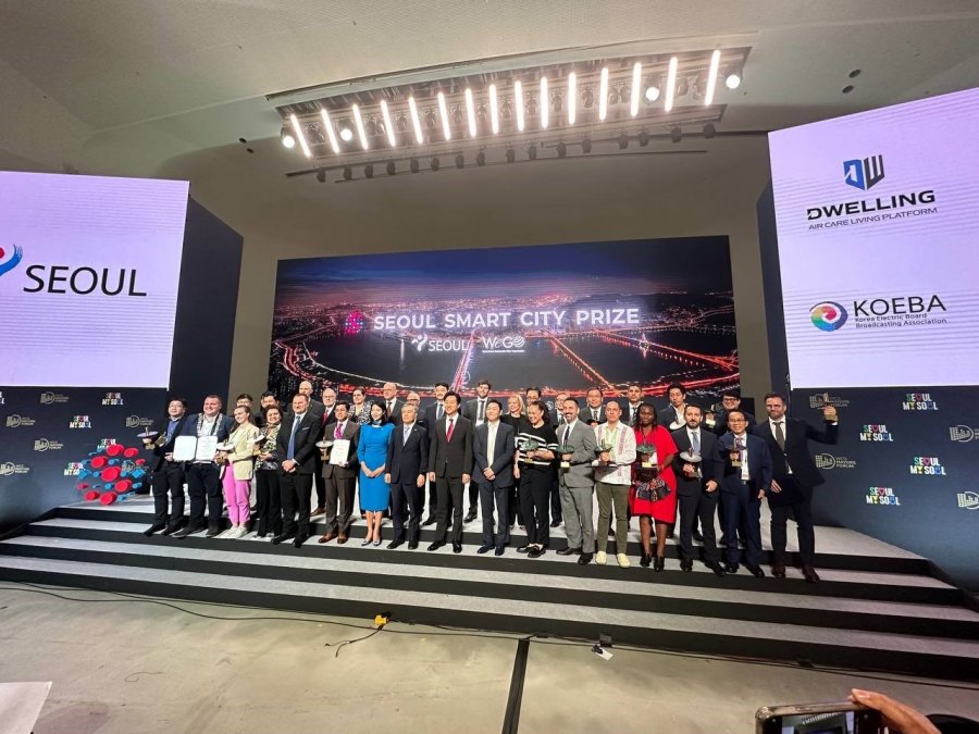 Güney Kore’den Başkan Altay’a "akıllı Şehir Liderlik Ödülü"