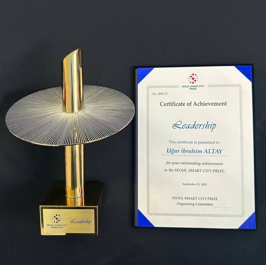 Güney Kore’den Başkan Altay’a "akıllı Şehir Liderlik Ödülü"