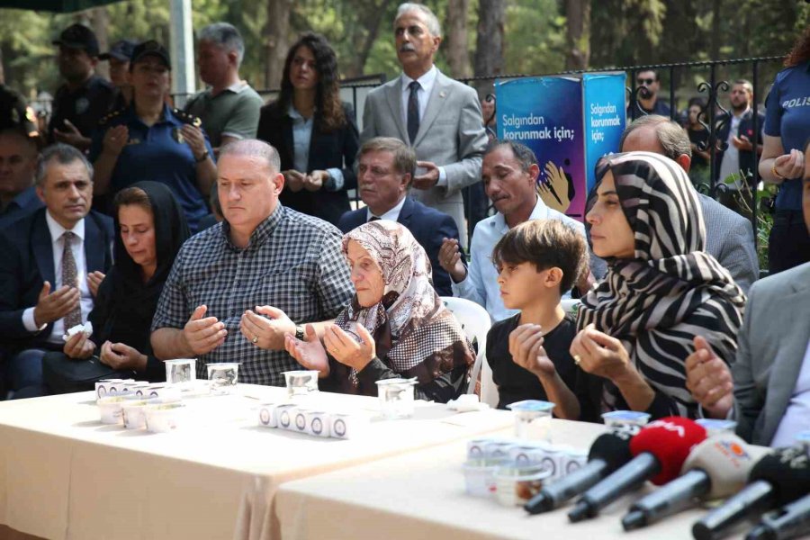 Polisevi Şehidi Sedat Gezer, Mezarı Başında Anıldı