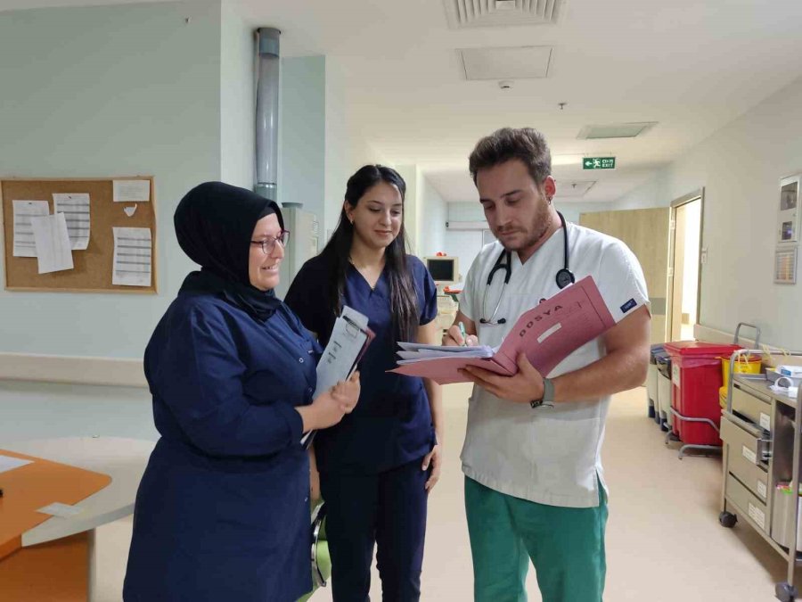 Uzmanından Kalp Hastalığına Karşı Uyarı: "hareketsiz Bir Hayattan Kurtulmak Gerekiyor"