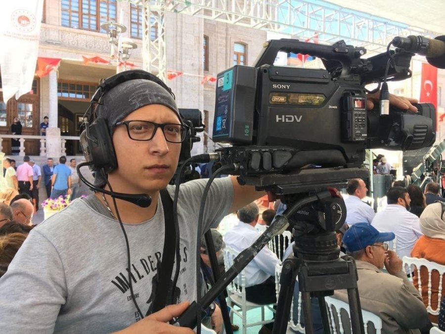 Baba Ve Oğul, 4 Kişiyi Önce Darp Edip Sonra Bıçakladı