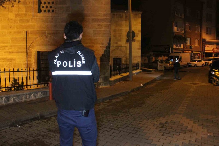 Karaman’da Göğsünden Bıçaklanan Kişi Ağır Yaralandı