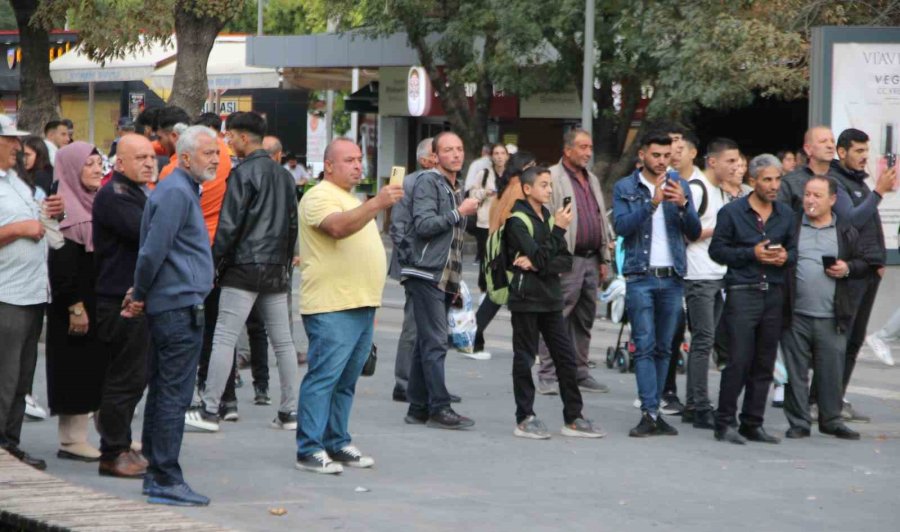 Vatandaşın Bomba Merakı ’pes’ Dedirtti