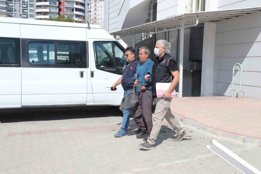Mersin’de Terör Saldırılarını Destekleyen Paylaşım Yapan Bir Kişi Gözaltına Alındı