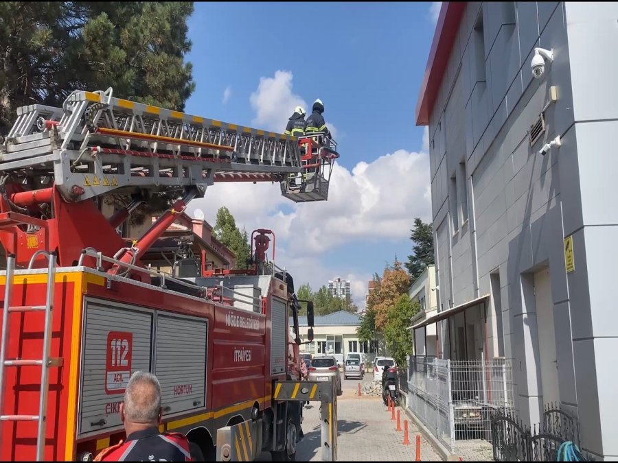 Niğde’de 112 Personelinden Gerçeği Aratmayan Yangın Tatbikatı