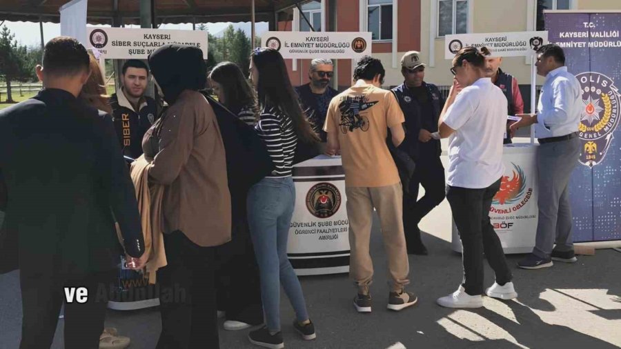 Kayseri Polisi 10 Bin Üniversiteliyi Bilgilendirdi