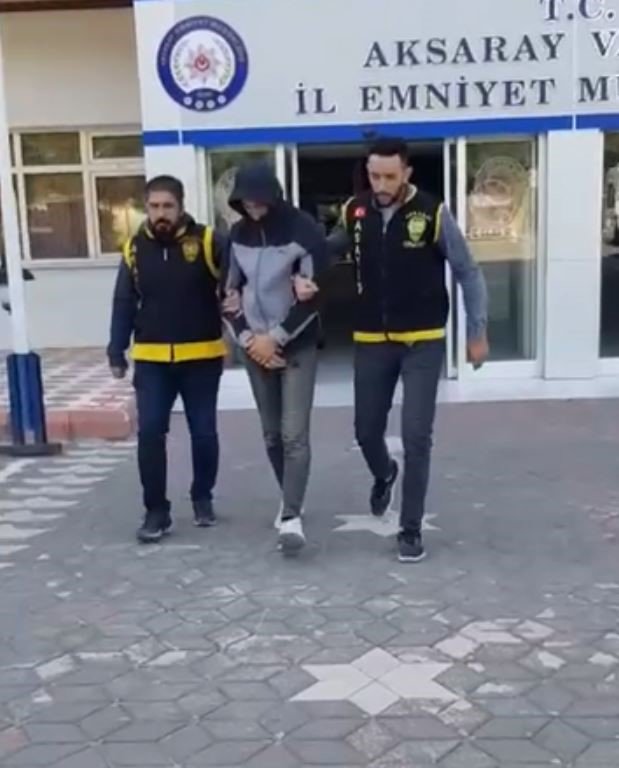 Güvenlik Kamerasına Yakalanan Hırsız Tutuklandı