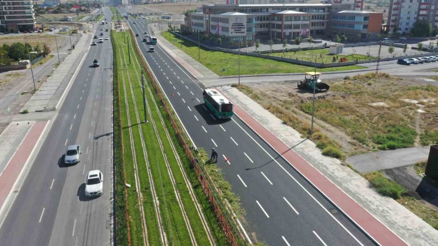 Büyükşehir İle Daha Uzun Ömürlü Ve Daha Konforlu Yollar