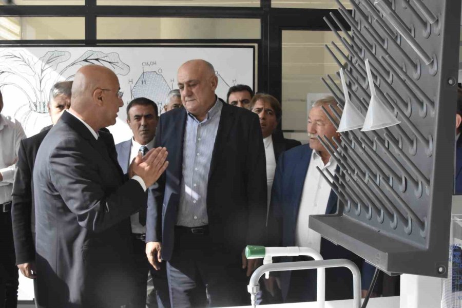 Türkiye’de İlk Bitki Hastanesi Konya’da Açıldı