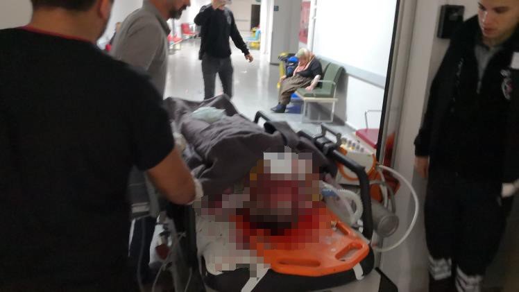 Pazar Dönüşü Otomobilin Çarptığı Yaya Ağır Yaralandı