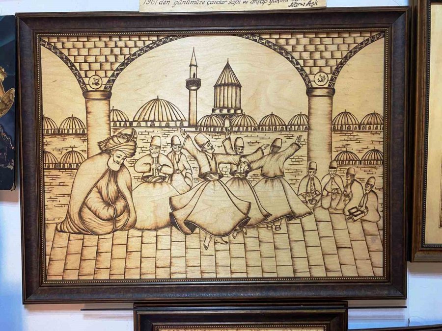 Ahşap Yakma Sanatında 56 Yılı Geride Bıraktı