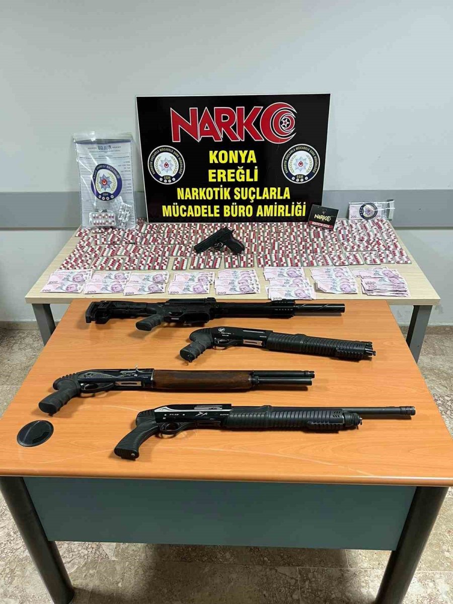 Uyuşturucuyu Yakalatmamak İçin Toprağa Gömmüşler