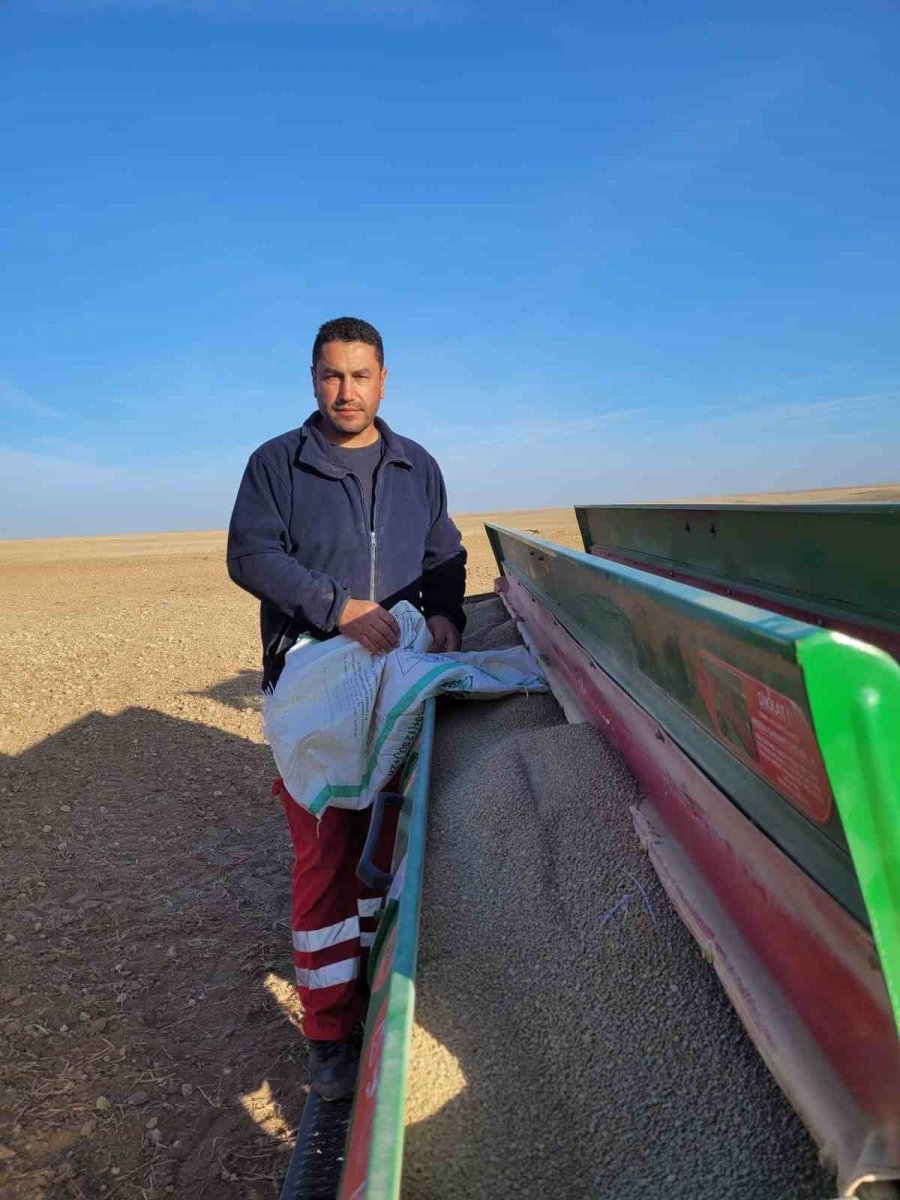 Kulu’da İlk Hububat Tohumları Toprakla Buluştu