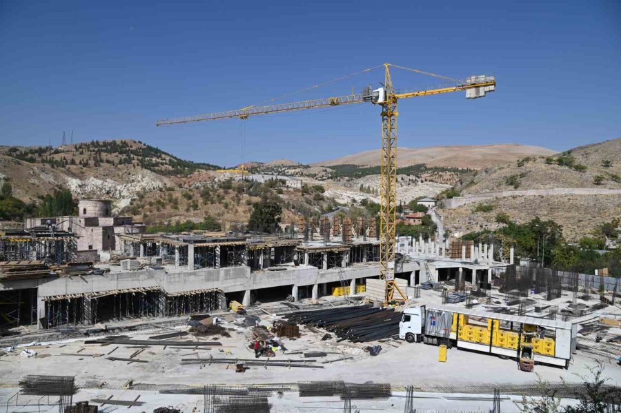 Selçuklu Belediyesi Yatırımlarla Sille’ye Değer Katmaya Devam Ediyor