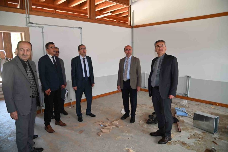 Selçuklu Belediyesi Yatırımlarla Sille’ye Değer Katmaya Devam Ediyor