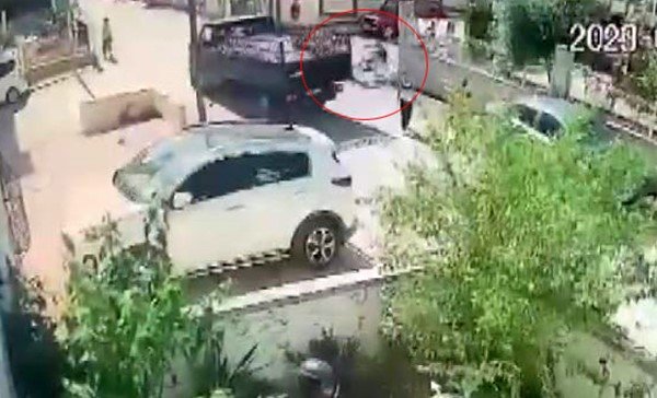 Okula İlk Kez Bisikletle Gitmek İstedi, Ölümden Döndü