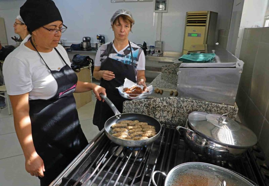 Atasem’in Aşçılıktan El Sanatlarına Yüzlerce Kursu Başladı