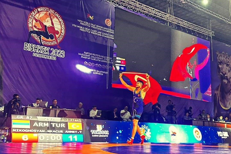 Dünya Şampiyonu Ahmet Talha Kacur’un Hedefi Olimpiyatlarda Altın Madalya Kazanmak