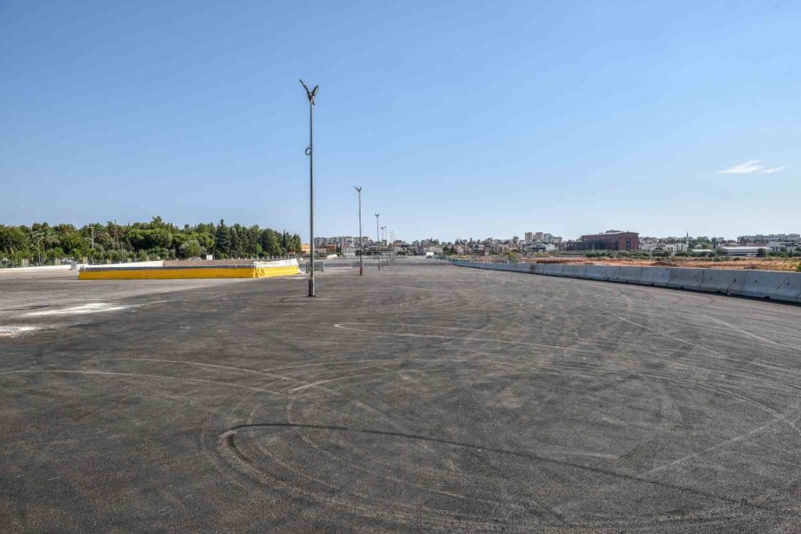 Antalya’ya 150 Bin Kişilik Dev Meydan