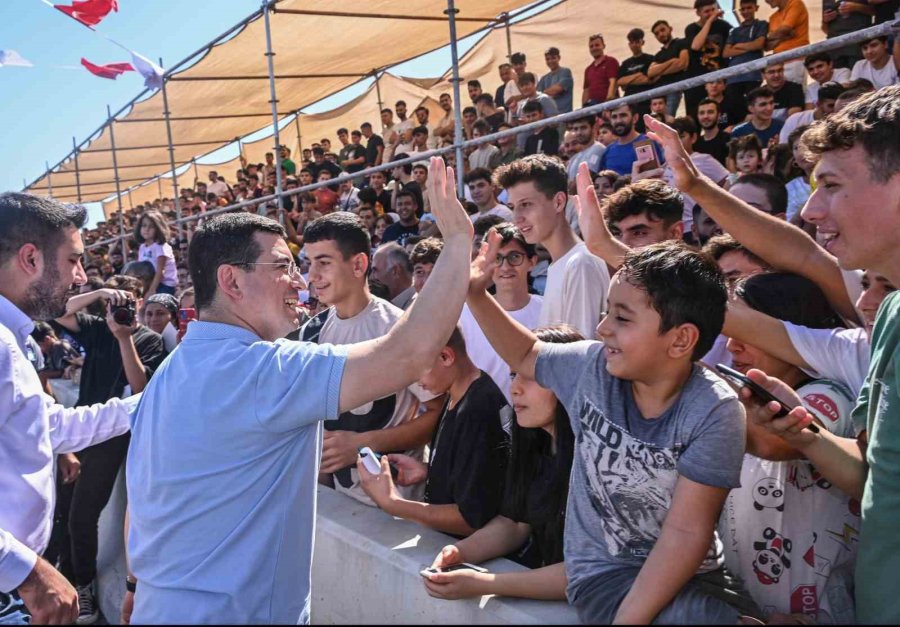 Antalya’ya 150 Bin Kişilik Dev Meydan