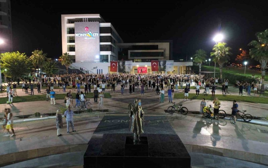 1923 Zeybekten Biri Olmak İçin Akın Ettiler