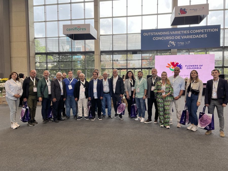 Atb Heyetinden, Kesme Çiçek Üretim Merkezi Kolombiya’ya Çıkarma