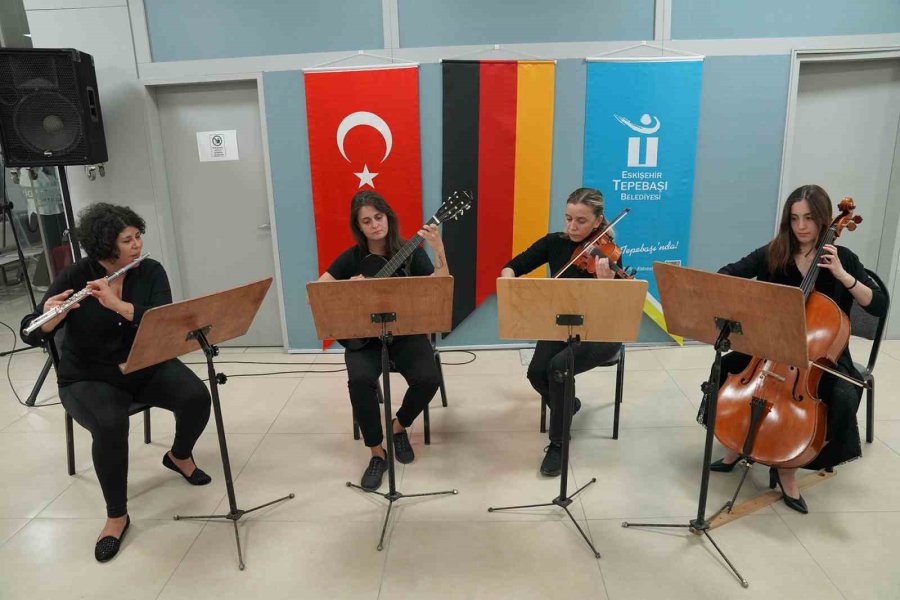 ‘doğu’ya Kervan’ Sergisi Açıldı