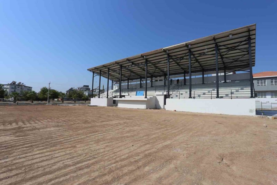 Varsak’a, Pehlivanlar Diyarı Antalya’ya Yakışır Er Meydanı