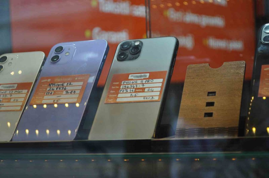 Cep Telefonu Kameraları Fotoğraf Makineleriyle Rekabet Ediyor