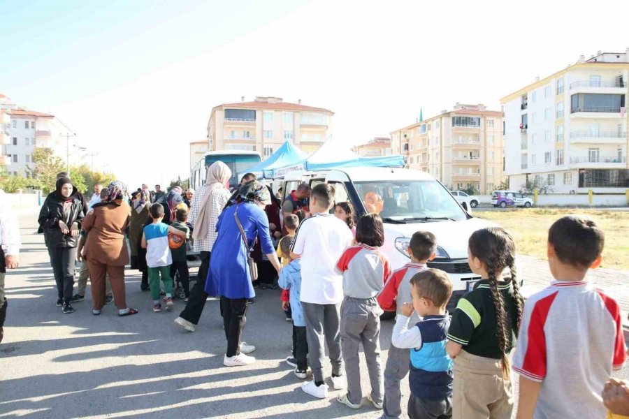 Başkan Dinçer Vatandaşlarla Bir Araya Geldi