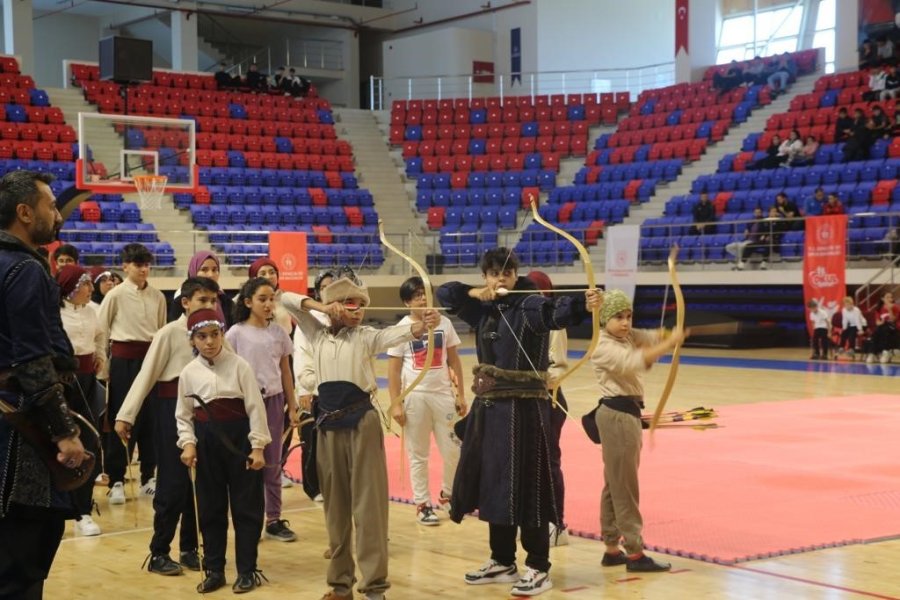 Niğde’de Amatör Spor Haftası Açılışı Yapıldı