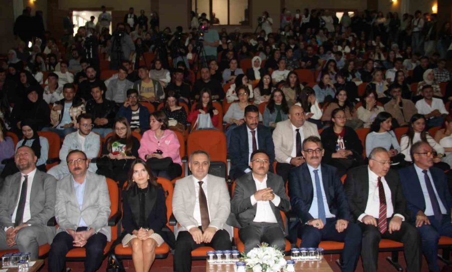 Vali Çiçek: "birçok Masum Gibi Gördüğümüz Şeylerin Aslında Hırsızlık Olduğunu Bu Programlar Sayesinde Görüyoruz"