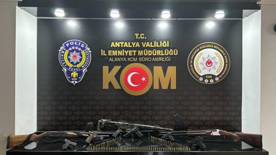 Antalya’da Silah Kaçakçılığı Operasyonu