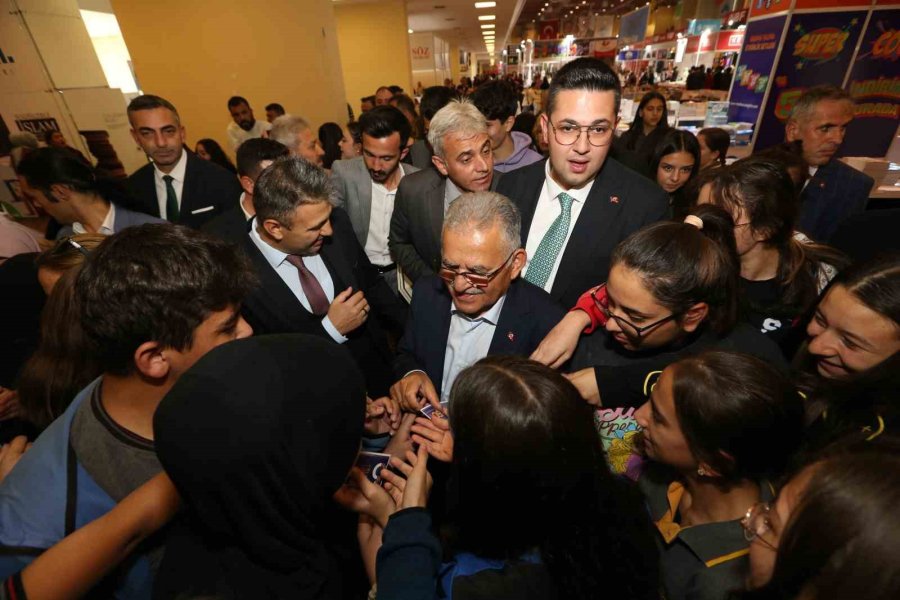 Kayseri 6. Kitap Fuarı Açıldı