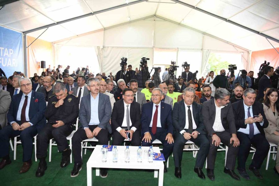 Kayseri 6. Kitap Fuarı Açıldı