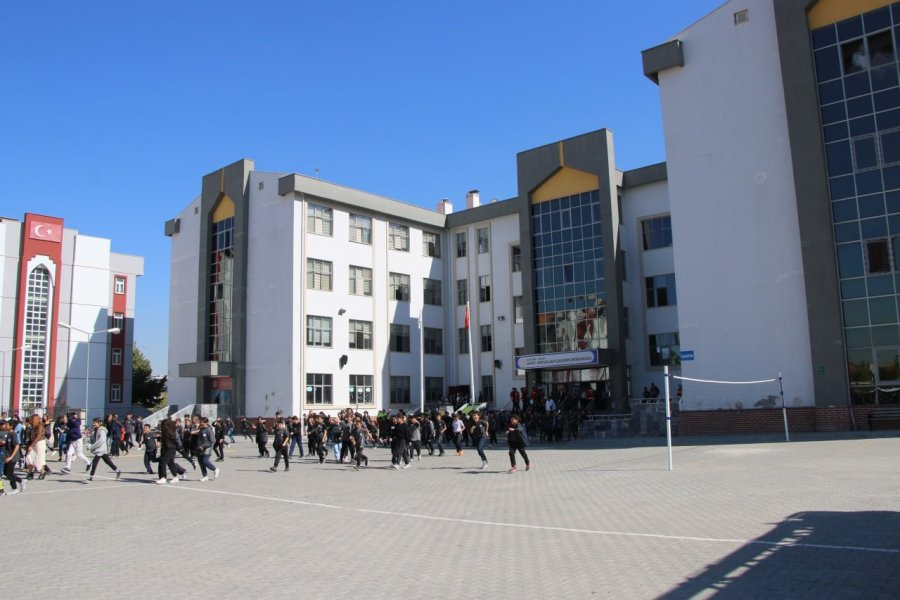 Gerçeğini Aratmayan Tatbikat