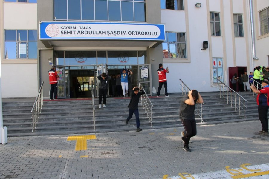 Gerçeğini Aratmayan Tatbikat